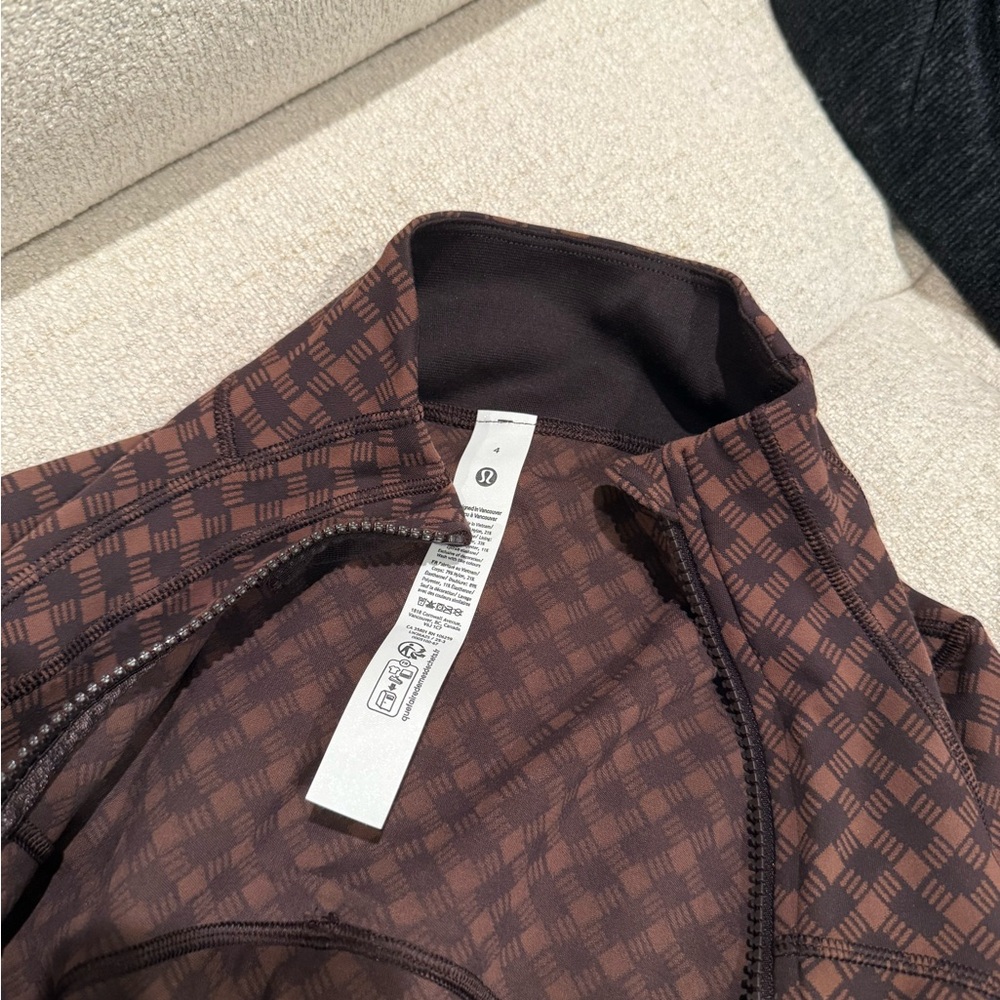 Lululemon Jacquard Java Heart Cropped Jacket Size… - image 4